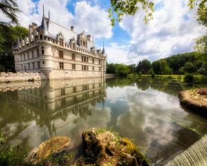 Château Azay le Rideau sur le bord de l'eau