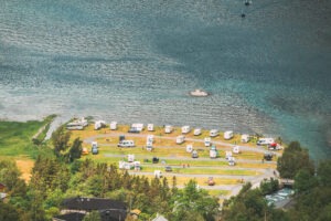 parking de camping-cars en bord de mer