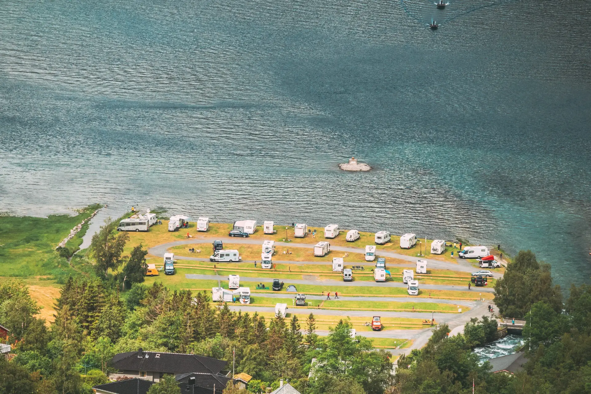 Stationner en camping-car en France : nos conseils